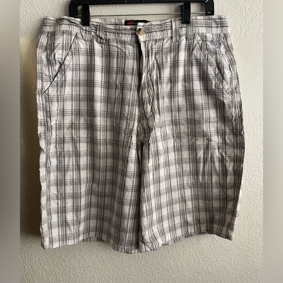 Phat Farm Classic Plaid Flat Front Performance Shorts 38 - Picture 2 of 12